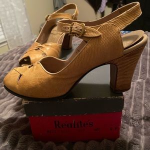 Vintage Size 6 Heels